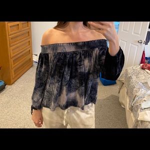 American eagle off the should top